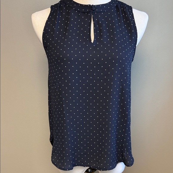 LOFT Petites Navy Polka Dot Sleeveless Blouse Size SP - Picture 1 of 6